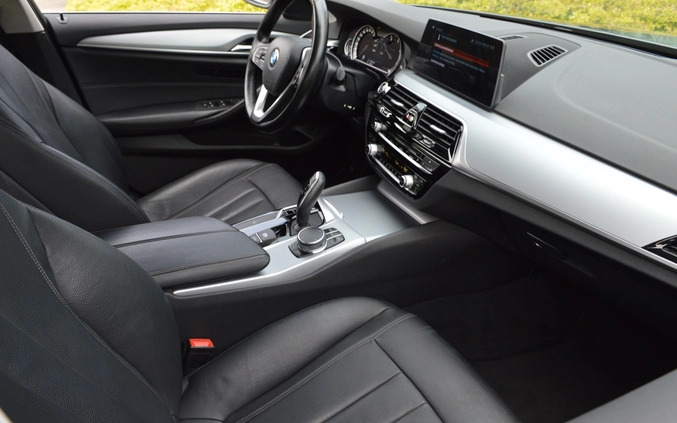BMW Seria 5 cena 107800 przebieg: 151211, rok produkcji 2017 z Oleszyce małe 781